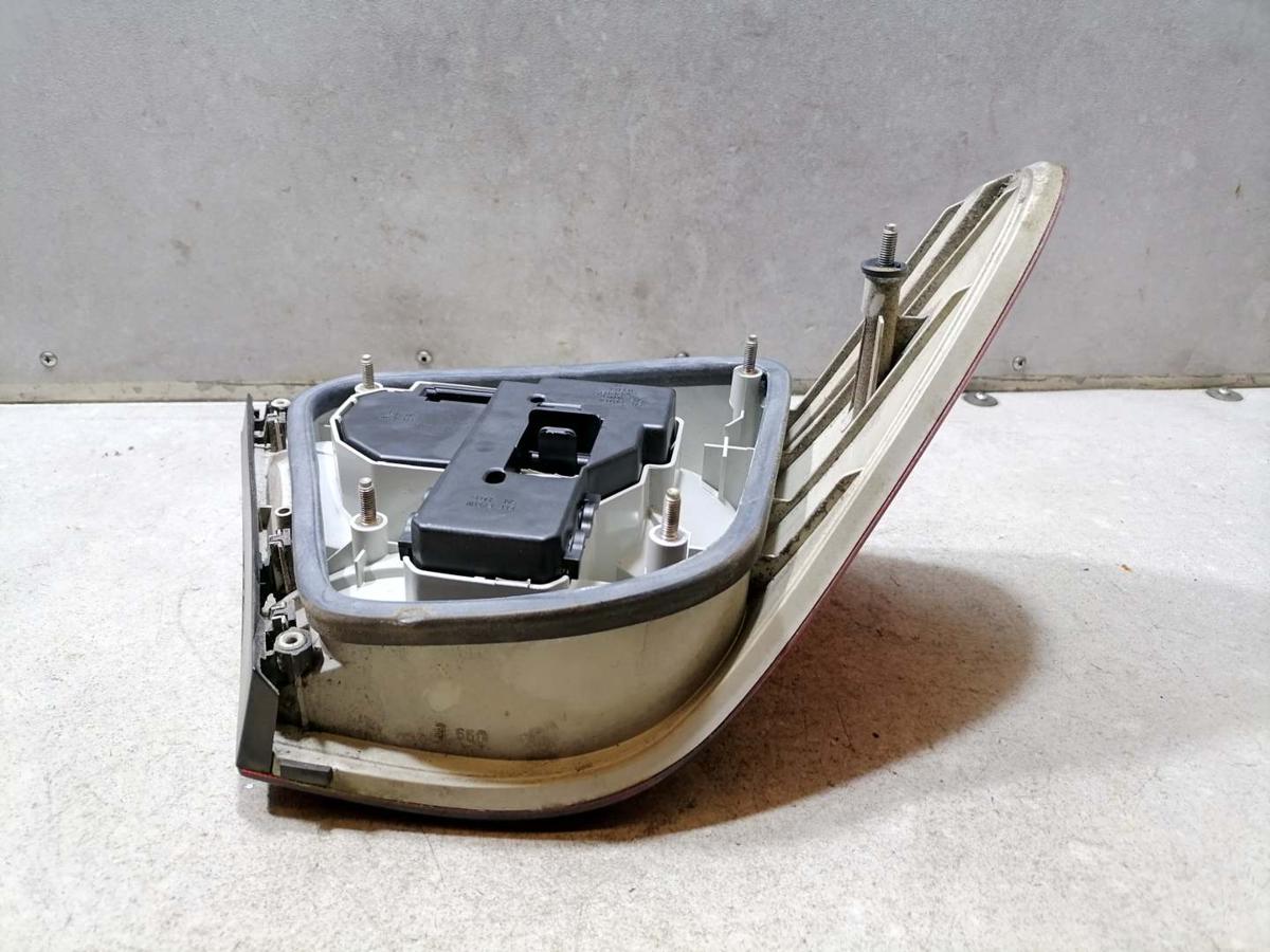 Mercedes Benz CLK Rückleuchte Rüclicht Heckleuchte außen rechts BJ97-99 Mercedes Benz CLK Rückleuchte Rüclicht Heckleuchte außen rechts BJ97-99